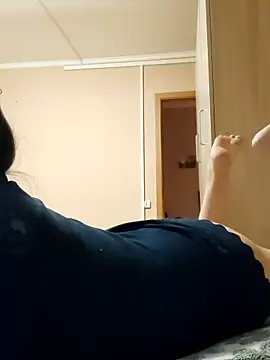 Zulfiya_Bruce's cam snapshot