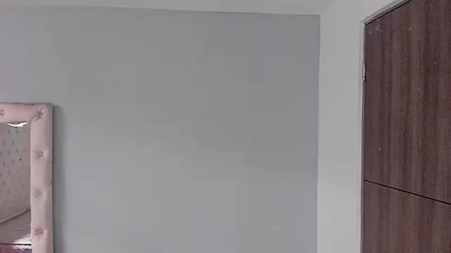 Lucii_fer_ live sex cam