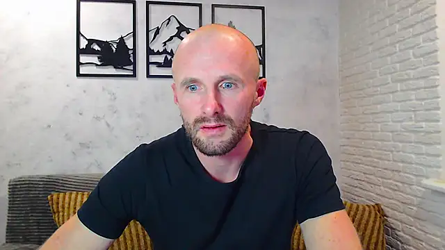 DoctorAlexx's cam snapshot