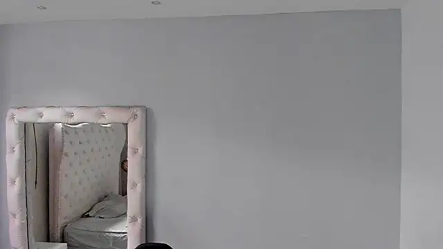 Lucii_fer_ live sex cam