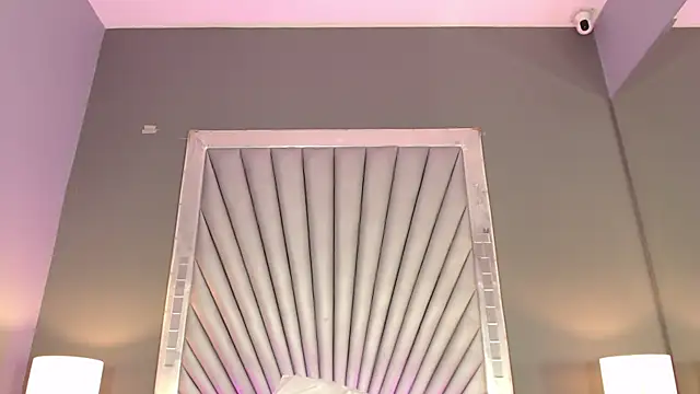 KiaraEverly's cam snapshot