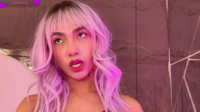 GraceFoxy live sex cam