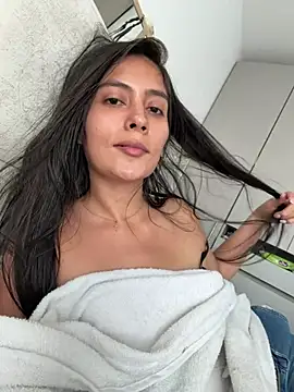 Sophie__Foxxx live sex cam