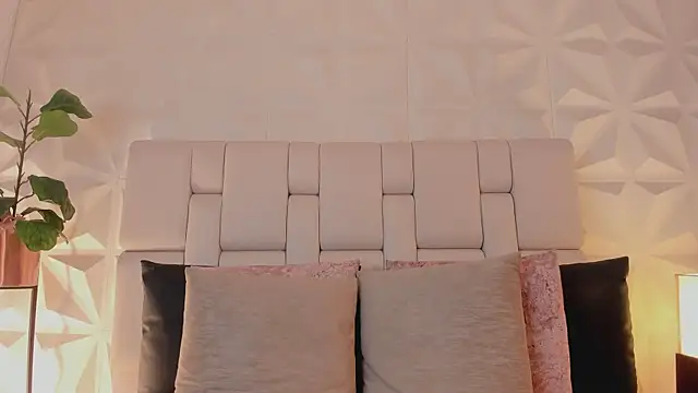 scarlettadams__'s cam snapshot