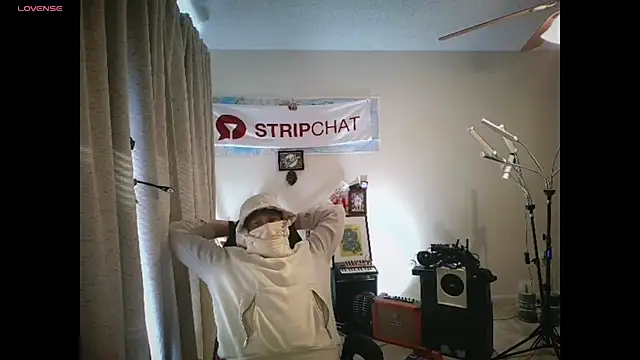 God_Of_ThundeRR live sex cam