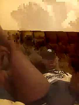 Leroyhotess live sex cam