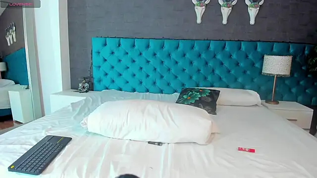 LunnaMoretti's cam snapshot