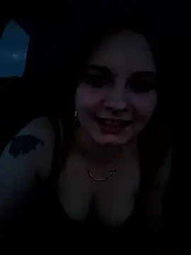 MichelleVibes18 live sex cam