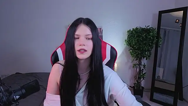 Maria_trend's cam snapshot