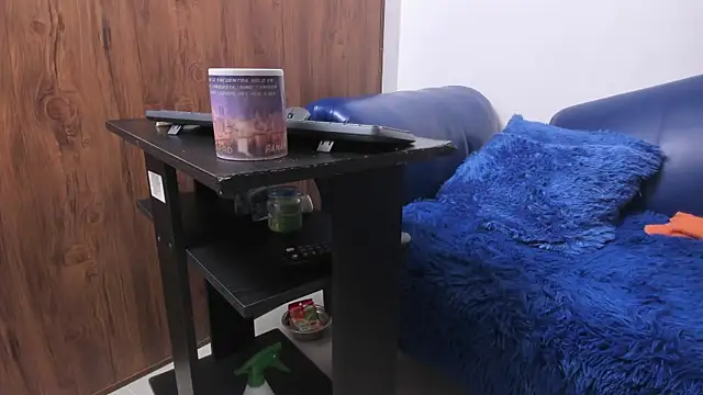 Mature_Skinny live sex cam