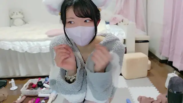 clara_6x9's cam snapshot