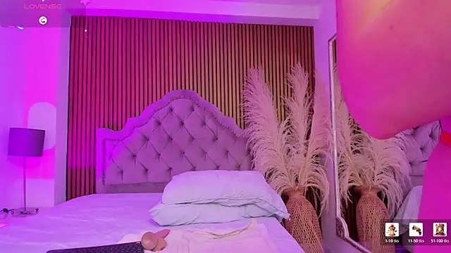 Violett_hott_'s cam snapshot