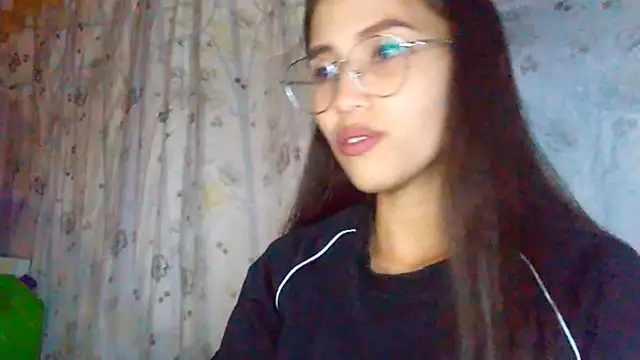 IsabelleStamnos's cam snapshot