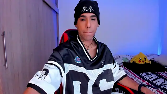 Damianwhite live sex cam