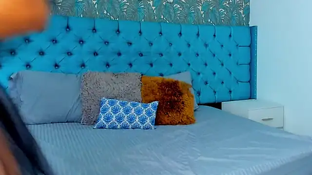 TaniiaCoors's cam snapshot