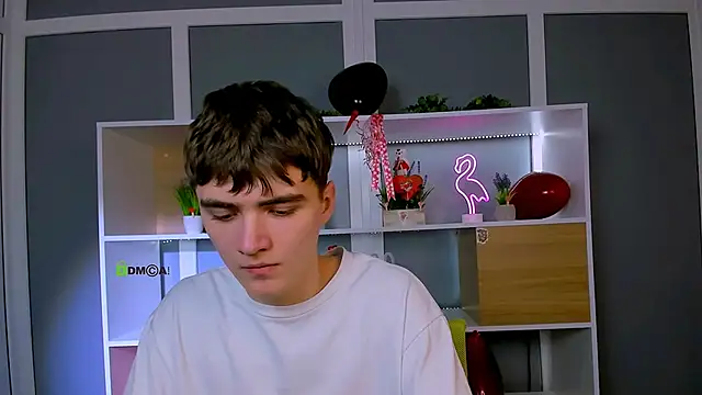 emil_lucky live sex cam