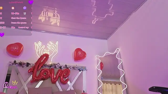 ZURY_TAY's cam snapshot