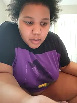 chocolate_bella's cam snapshot