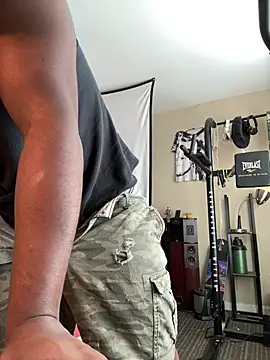 KeYBuMp323's cam snapshot