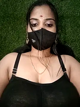 Nithyatamil live sex cam