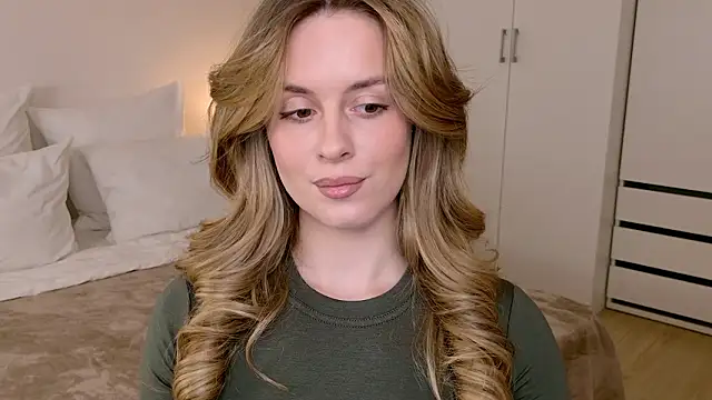 RozzitaBedberry's cam snapshot