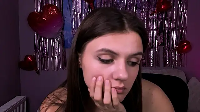 lisa_dark_'s cam snapshot