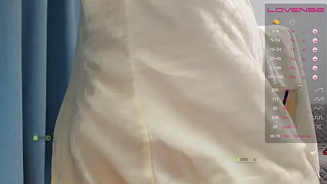 Jeanne-Fetish's cam snapshot