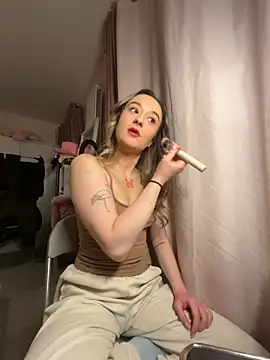 LilyLuck_'s cam snapshot