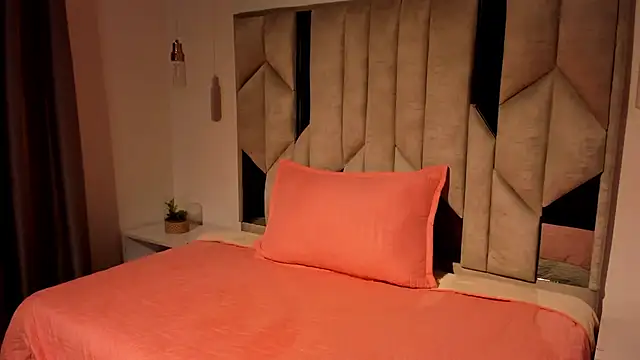 Mia_Velveet live sex cam