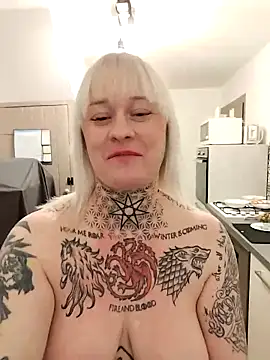 Sayuriii live sex cam