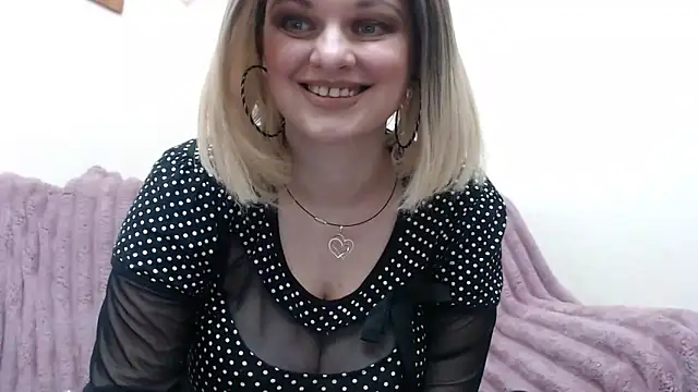 YourSweetJam's cam snapshot