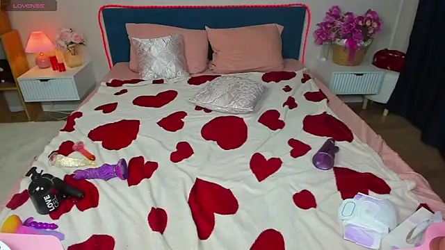 BritneyLix's cam snapshot