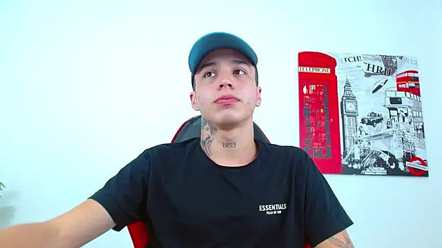 Cumandres18 live sex cam