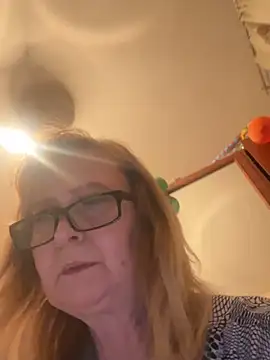 Irina2909@xh's cam snapshot