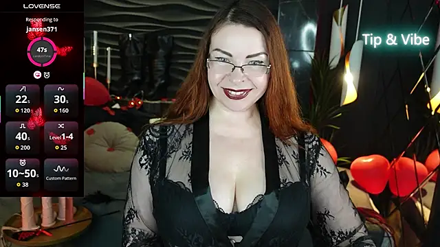 MrsIngrid's cam snapshot