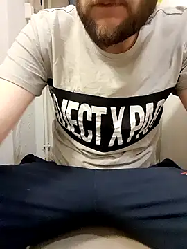 80julien live sex cam