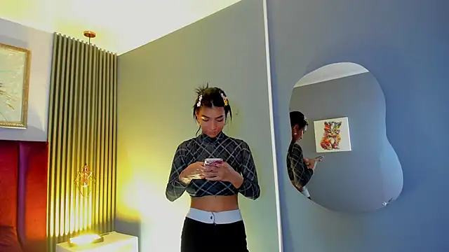 LauraAristizabal live sex cam