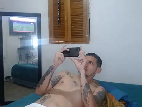 HotSinlge's cam snapshot