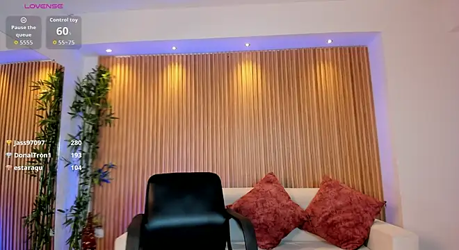 paulina_sweett_'s cam snapshot