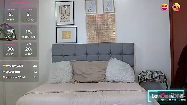 _naomi_s's cam snapshot