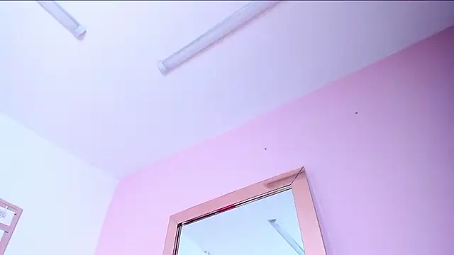 Ms_zozi_'s cam snapshot