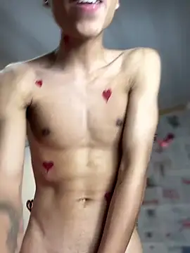 MaxiWildd live sex cam