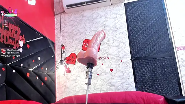 IVISBOUNCYASS live sex cam