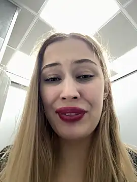 blonde_exe's cam snapshot