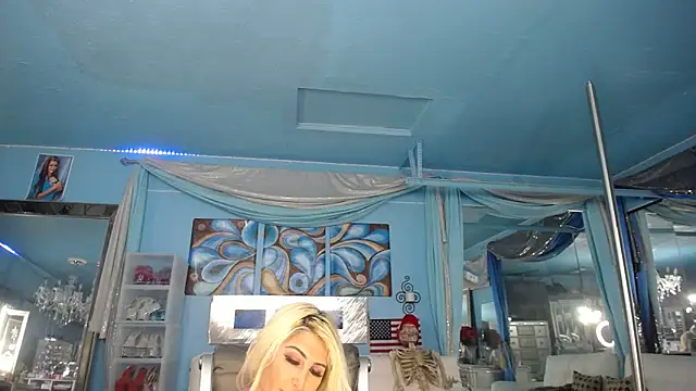 ADRIANNA_FOX live sex cam