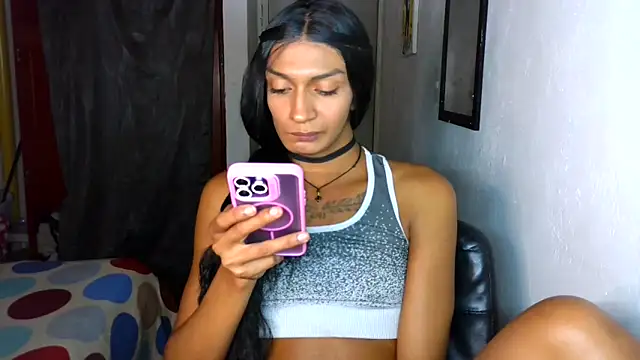 alexxa_Rooa live sex cam