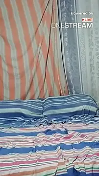 Chooty_Couple live sex cam