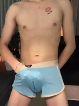 MinhTuanLive live sex cam