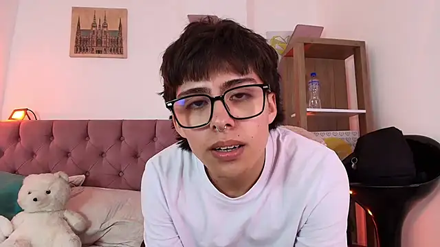 PepperTwink live sex cam