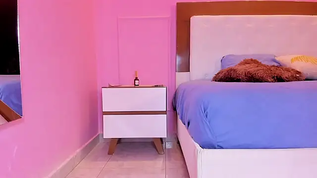 alysonJackson live sex cam